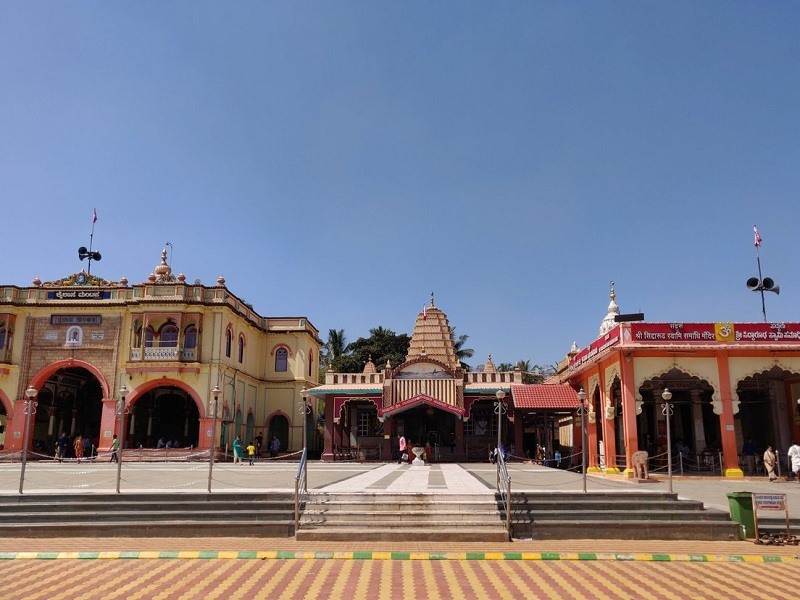 Shri Siddharoodha Math